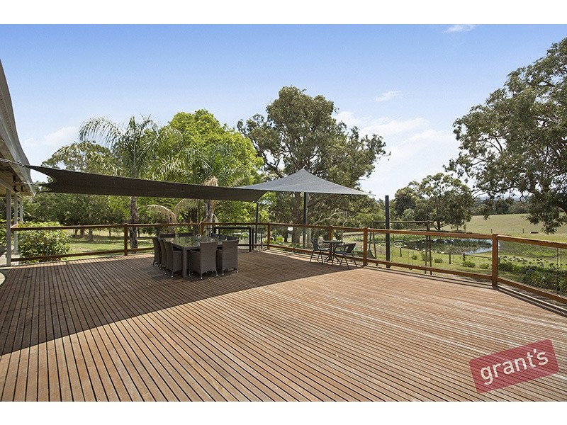 14 Mountain Flat Road, Narre Warren North VIC 3804