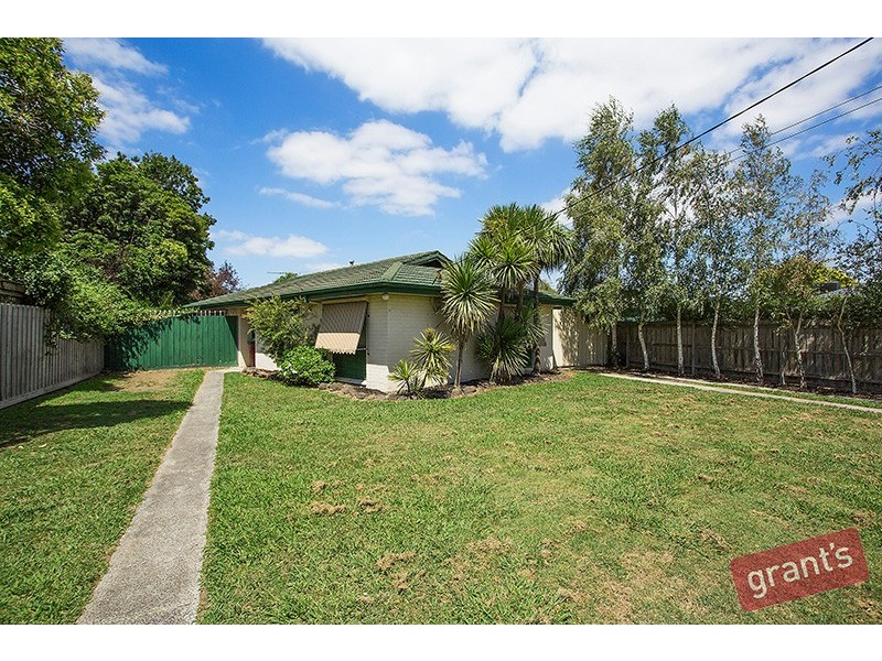 15 Strawbent Rise, Narre Warren VIC 3805