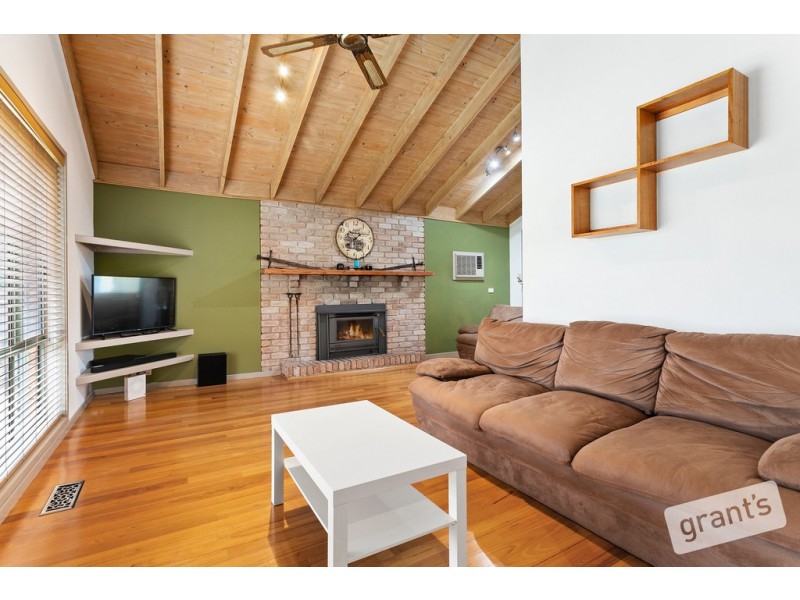 133 Kendall Drive, Narre Warren VIC 3805