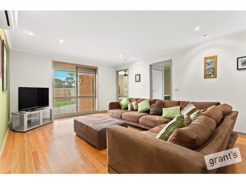 133 Kendall Drive, Narre Warren VIC 3805