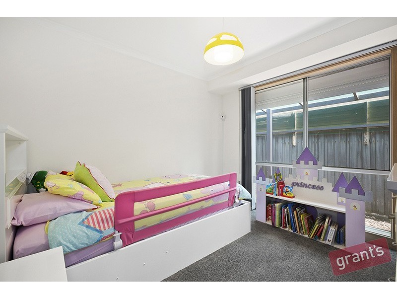 4 Forrester Walk, Narre Warren South VIC 3805