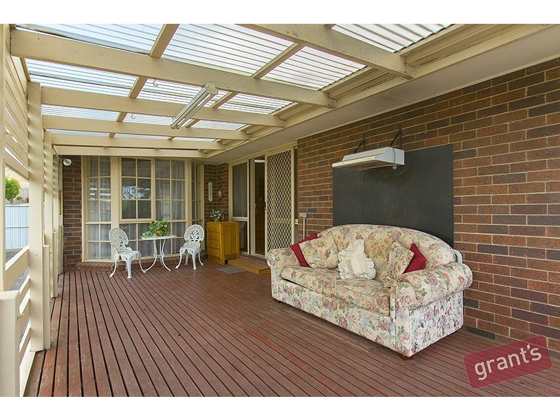 10 Blackwood Drive, Narre Warren VIC 3805