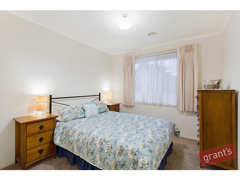 54 The Avenue, Narre Warren South VIC 3805