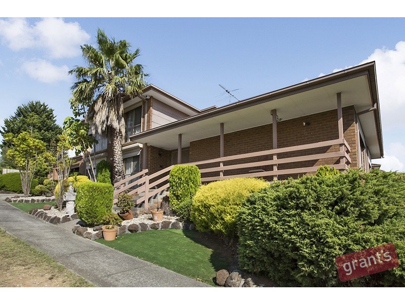 16 Springfield Drive, Narre Warren VIC 3805