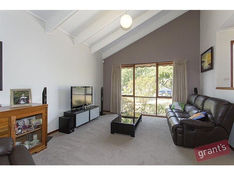 26 Tripoli Court, Hallam VIC 3803