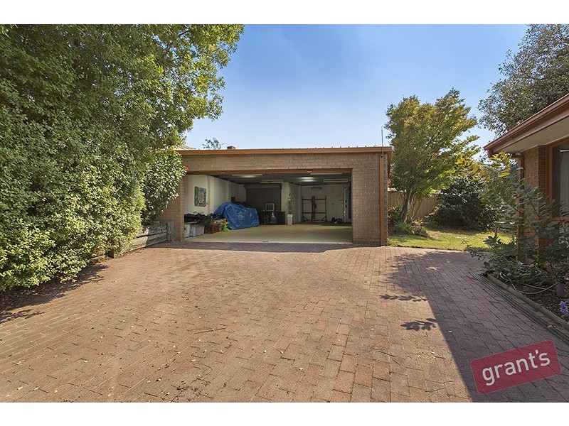 26 Tripoli Court, Hallam VIC 3803