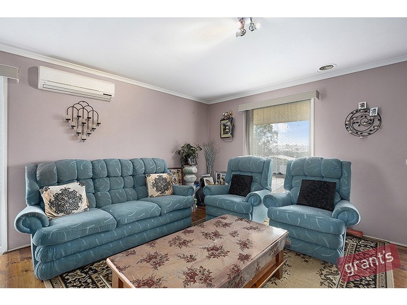 56 Willow Drive, Hampton Park VIC 3976