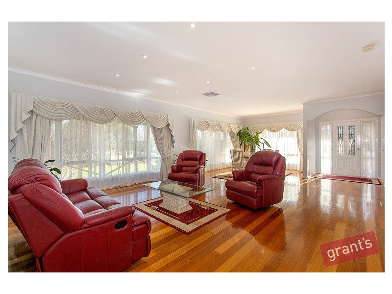 1 Rustic Rise, Narre Warren North VIC 3804