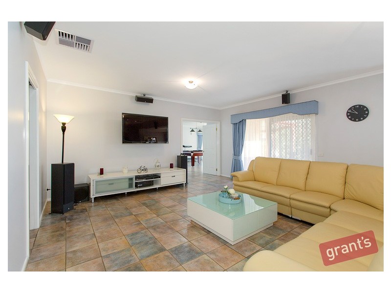 1 Rustic Rise, Narre Warren North VIC 3804