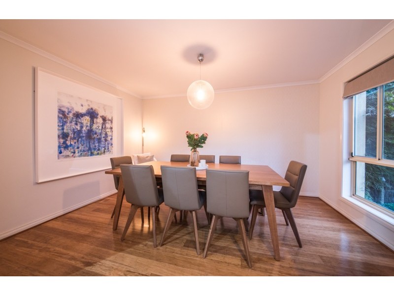 5 Normanton Place, Berwick VIC 3806