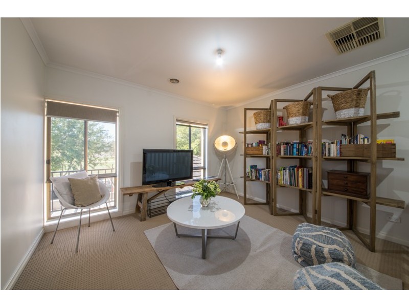 5 Normanton Place, Berwick VIC 3806