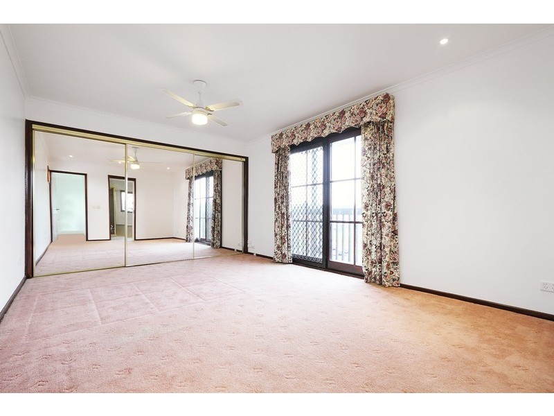 40 Ireland Avenue, Narre Warren VIC 3805