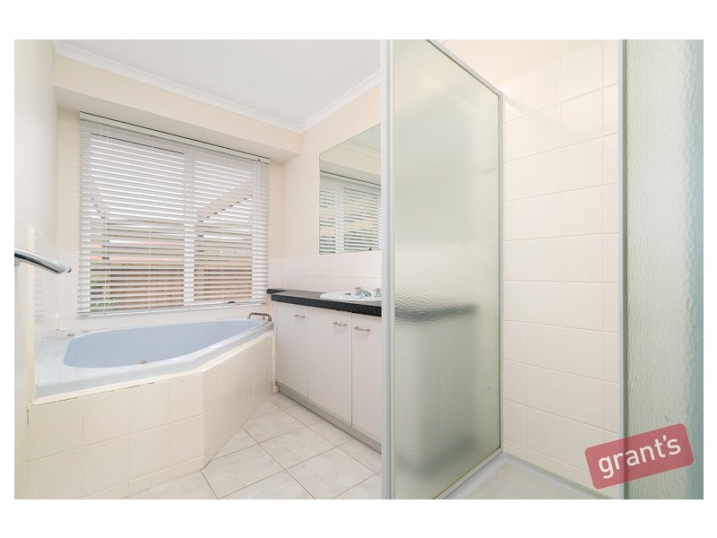 5 Felicity Court, Narre Warren VIC 3805