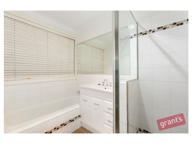 5 Everton Close, Hallam VIC 3803