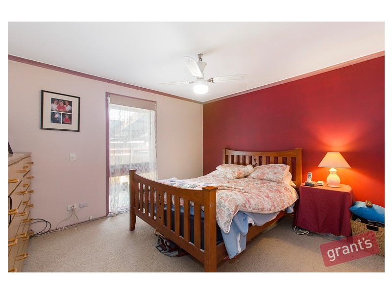 4 Surrey Close, Hallam VIC 3803