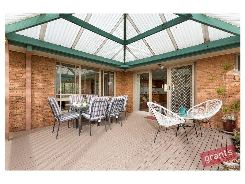 18 Dewsbury Court, Narre Warren South VIC 3805