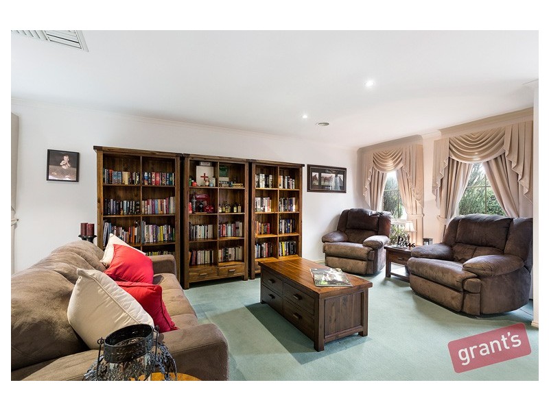 25 Browtop Road, Narre Warren VIC 3805