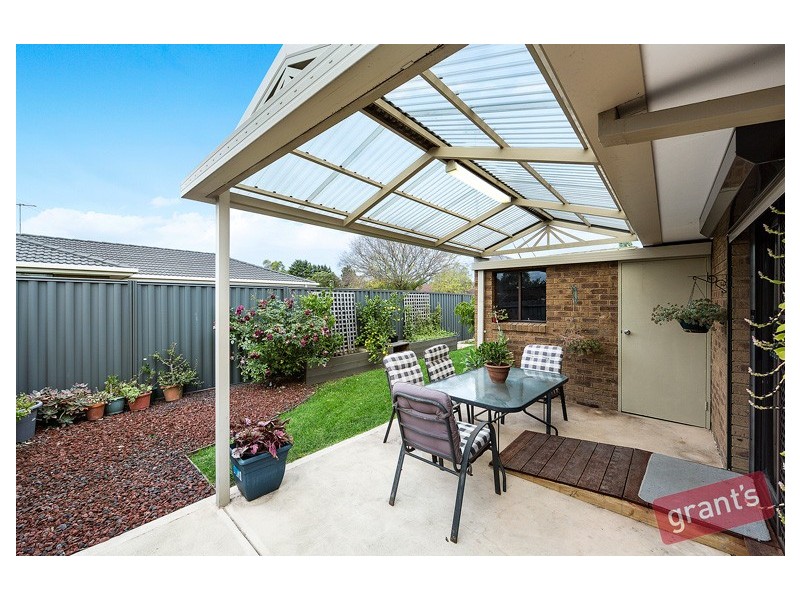 2/30 Arcadia Avenue, Hallam VIC 3803