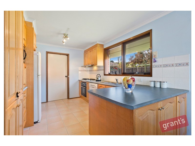 7 Wanda Court, Hallam VIC 3803