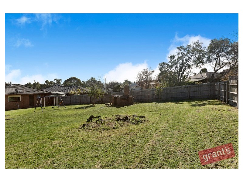 7 Wanda Court, Hallam VIC 3803