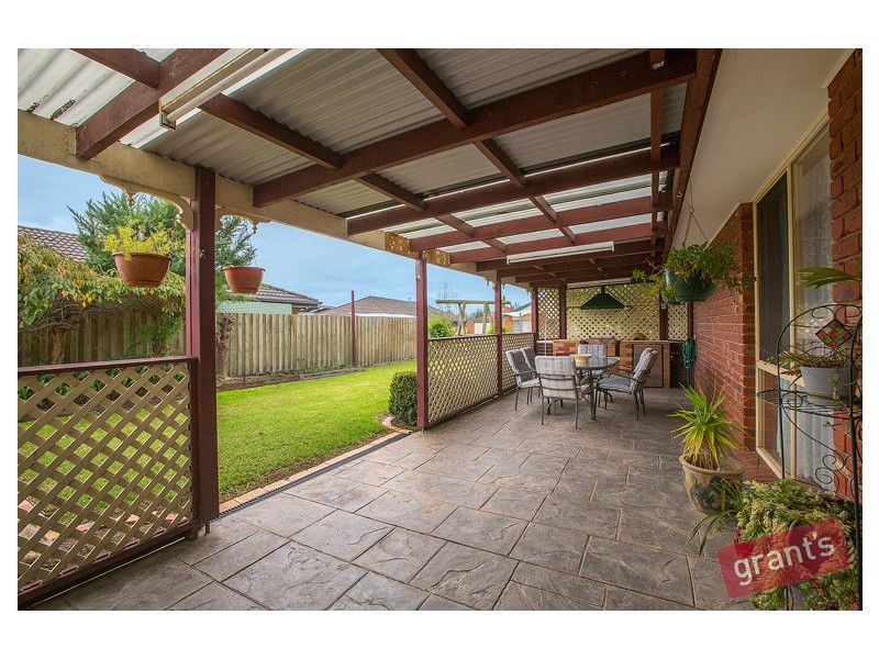 4 Lowden Court, Narre Warren South VIC 3805