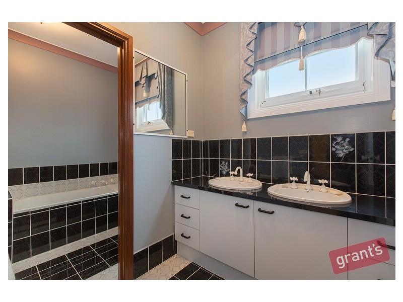 3-4 Lombard Court, Narre Warren North VIC 3804