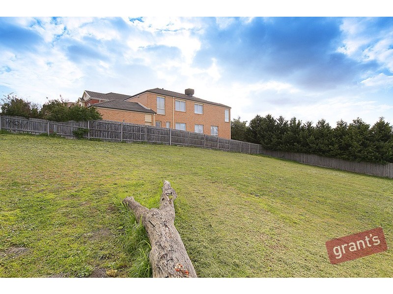 48 Grenfell Rise, Narre Warren South VIC 3805