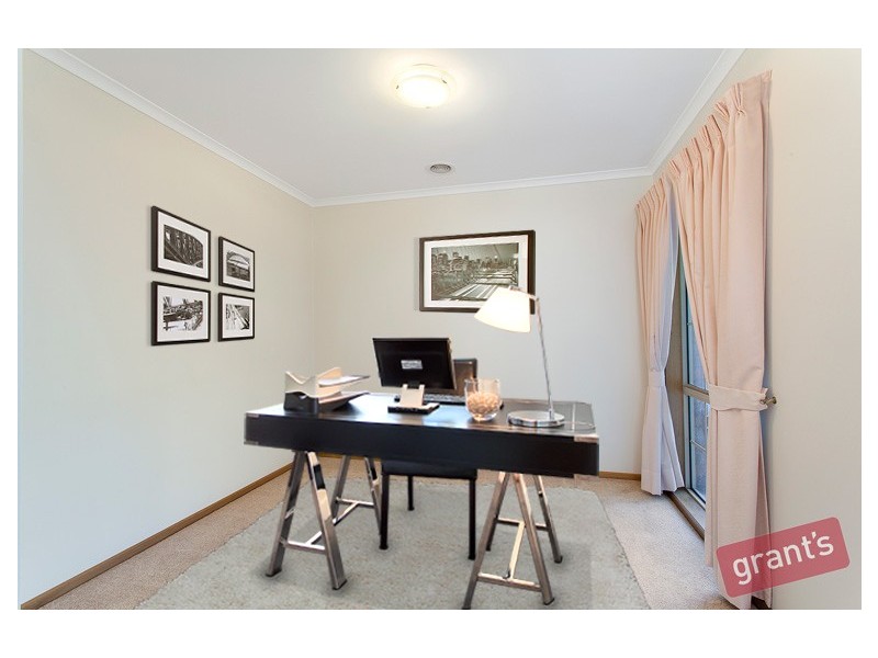 2 Kendall Drive, Narre Warren VIC 3805