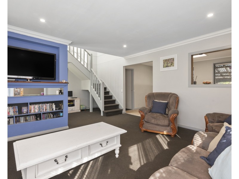 142 Karingal Drive, Frankston VIC 3199