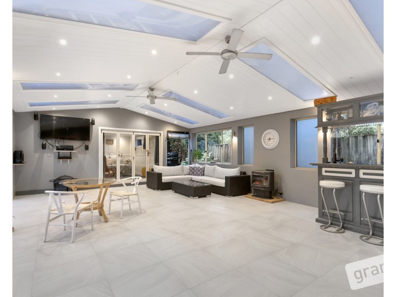 44 Moondarra Drive, Berwick VIC 3806