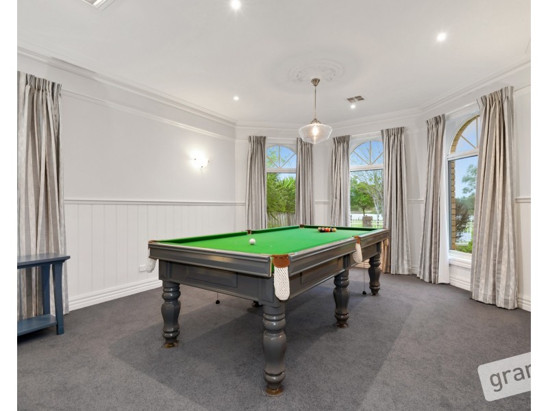 44 Moondarra Drive, Berwick VIC 3806