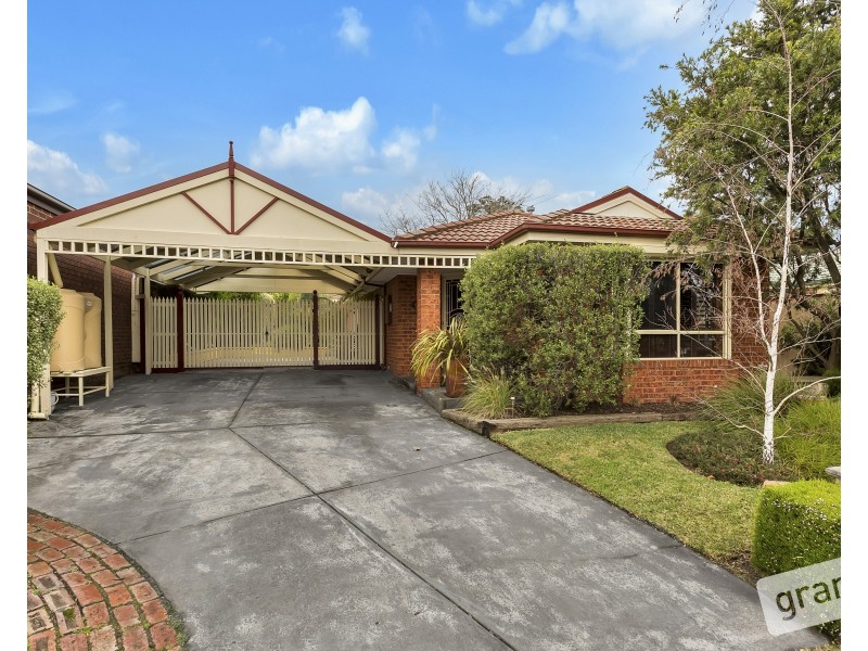 14 Euroa Avenue, Berwick VIC 3806