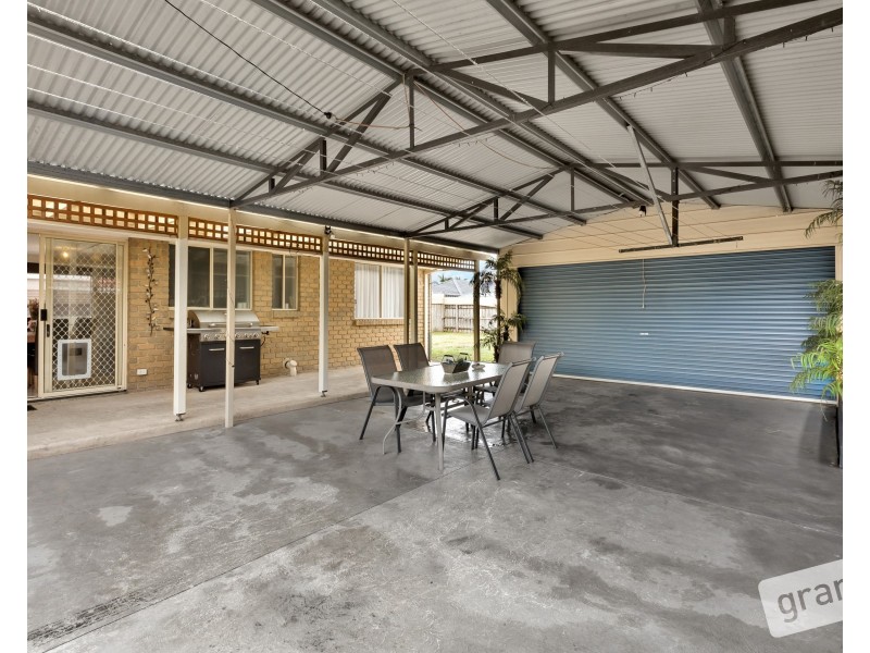 8 Forsyth Court, Cranbourne North VIC 3977