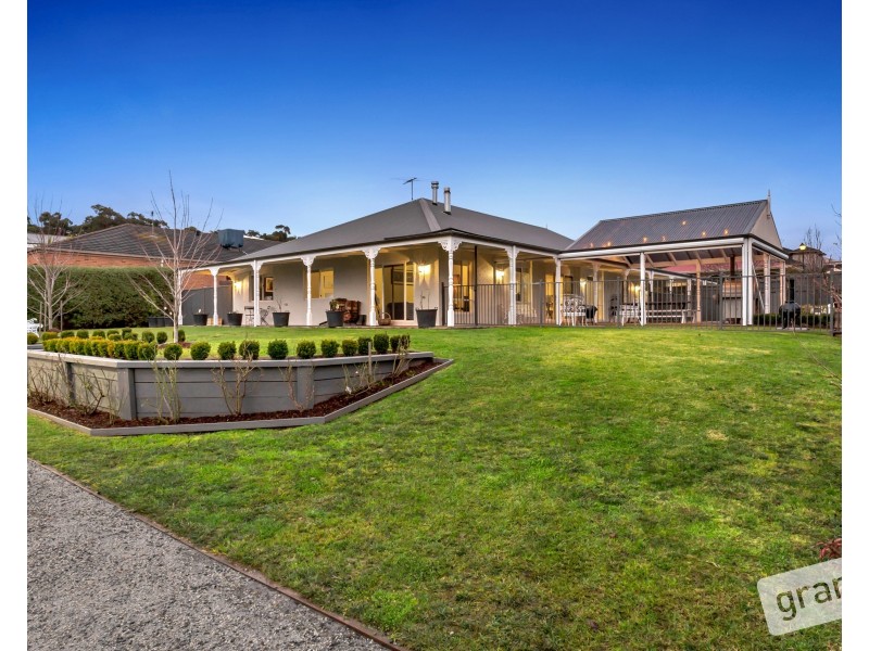 40 North Hidden Valley Circuit, Beaconsfield VIC 3807