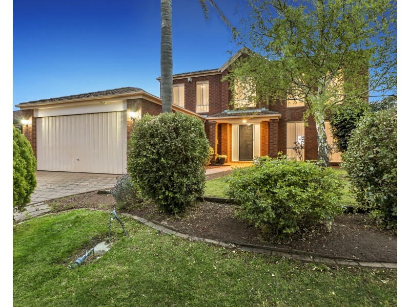 44 Lake View Drive, Narre Warren South VIC 3805