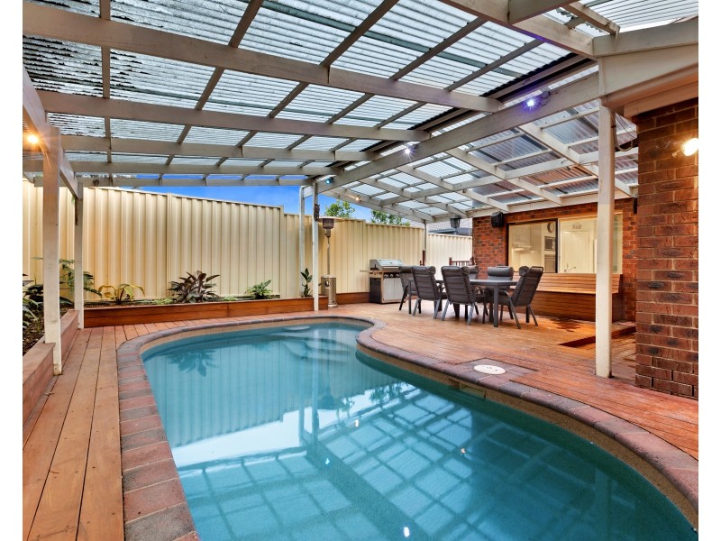 44 Lake View Drive, Narre Warren South VIC 3805