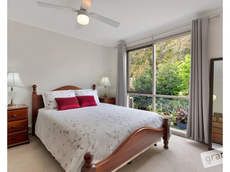 18 Fountain Drive, Narre Warren VIC 3805