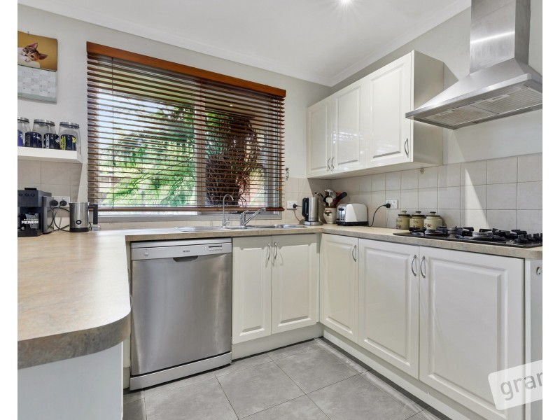 34 Willslie Crescent, Berwick VIC 3806