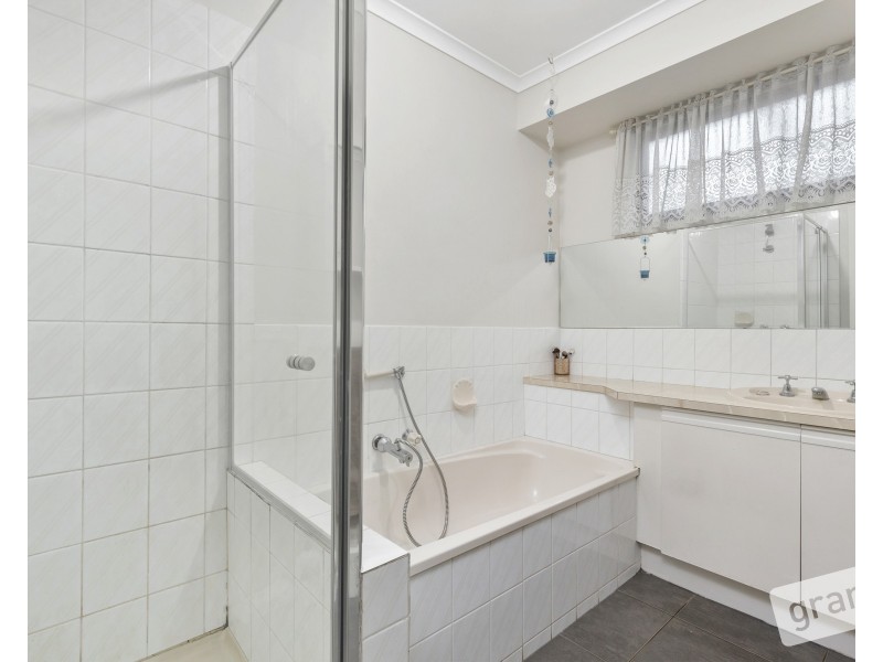 34 Willslie Crescent, Berwick VIC 3806