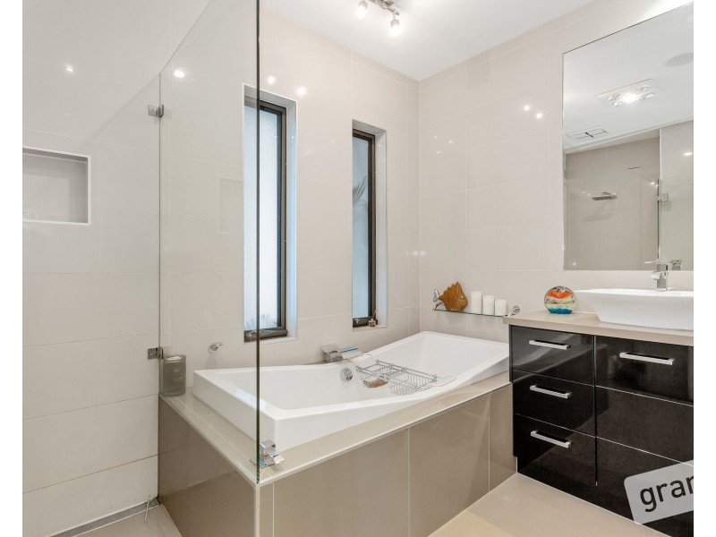 45 Bayard Drive, Pakenham Upper VIC 3810