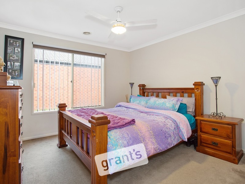 4 Camelia Way, Pakenham VIC 3810