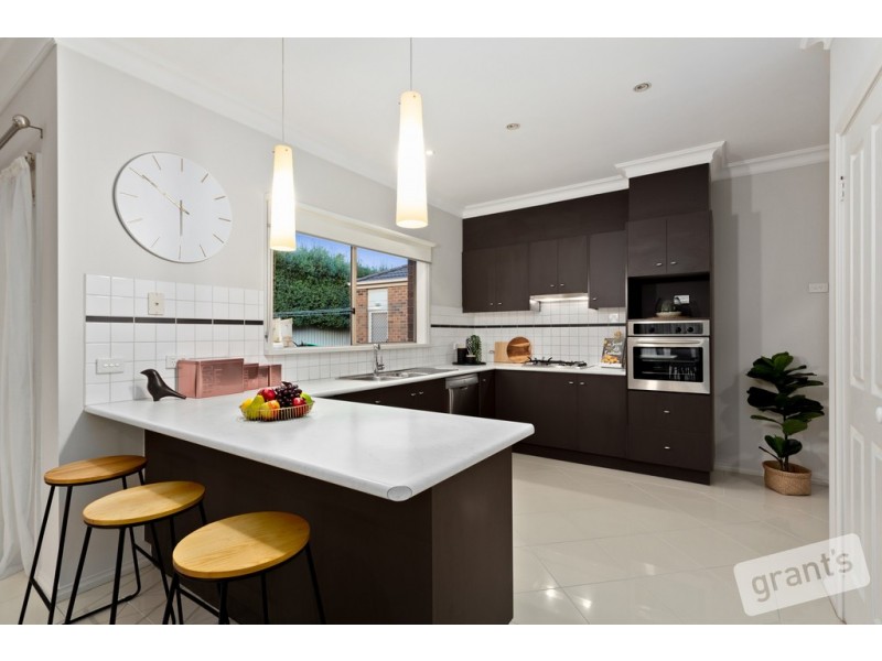 10 Cathedral Close, Pakenham VIC 3810