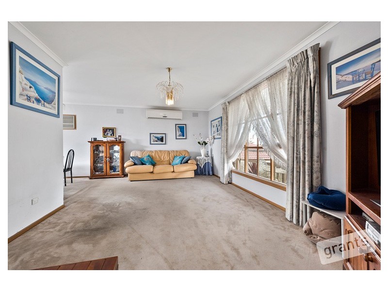 32 The Grange, Hampton Park VIC 3976