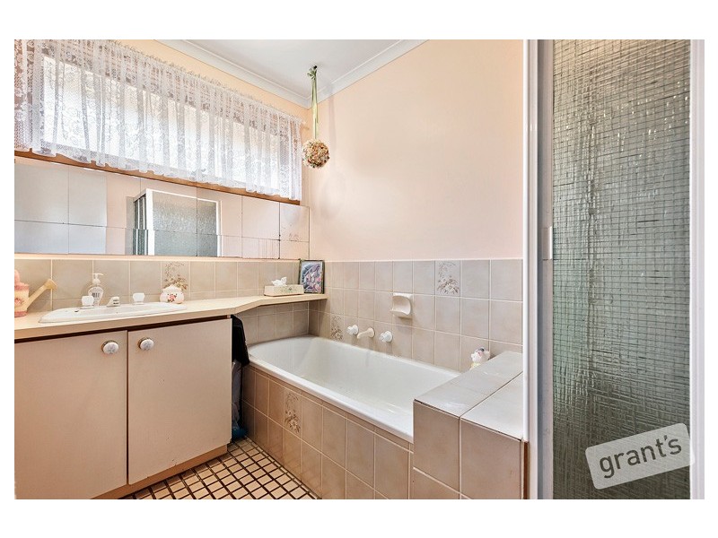 32 The Grange, Hampton Park VIC 3976