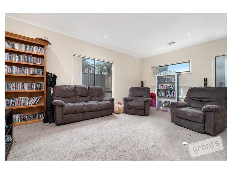 9 Paxton Link, Pakenham VIC 3810