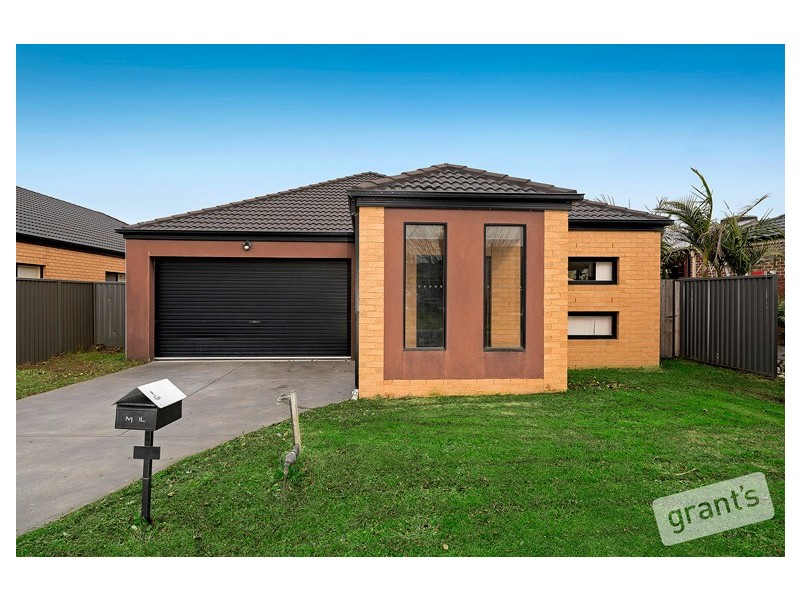 9 Paxton Link, Pakenham VIC 3810