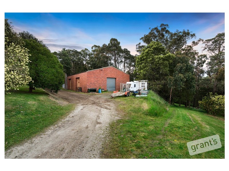 25 Harvie Road, Pakenham Upper VIC 3810