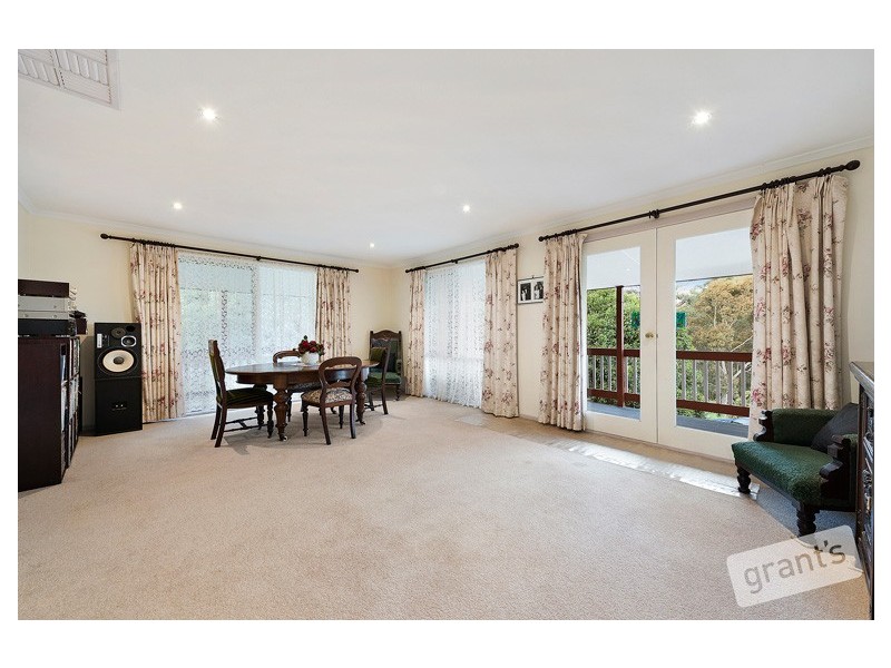 25 Harvie Road, Pakenham Upper VIC 3810