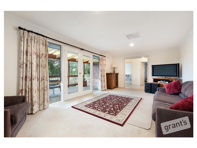 25 Harvie Road, Pakenham Upper VIC 3810