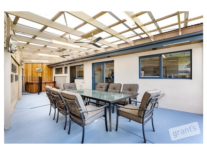 22 Whimbrel Crescent, Carrum Downs VIC 3201